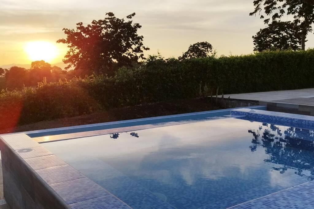 Finca En El Quindio Arrullo Cafetero Quimbaya Zewnętrze zdjęcie